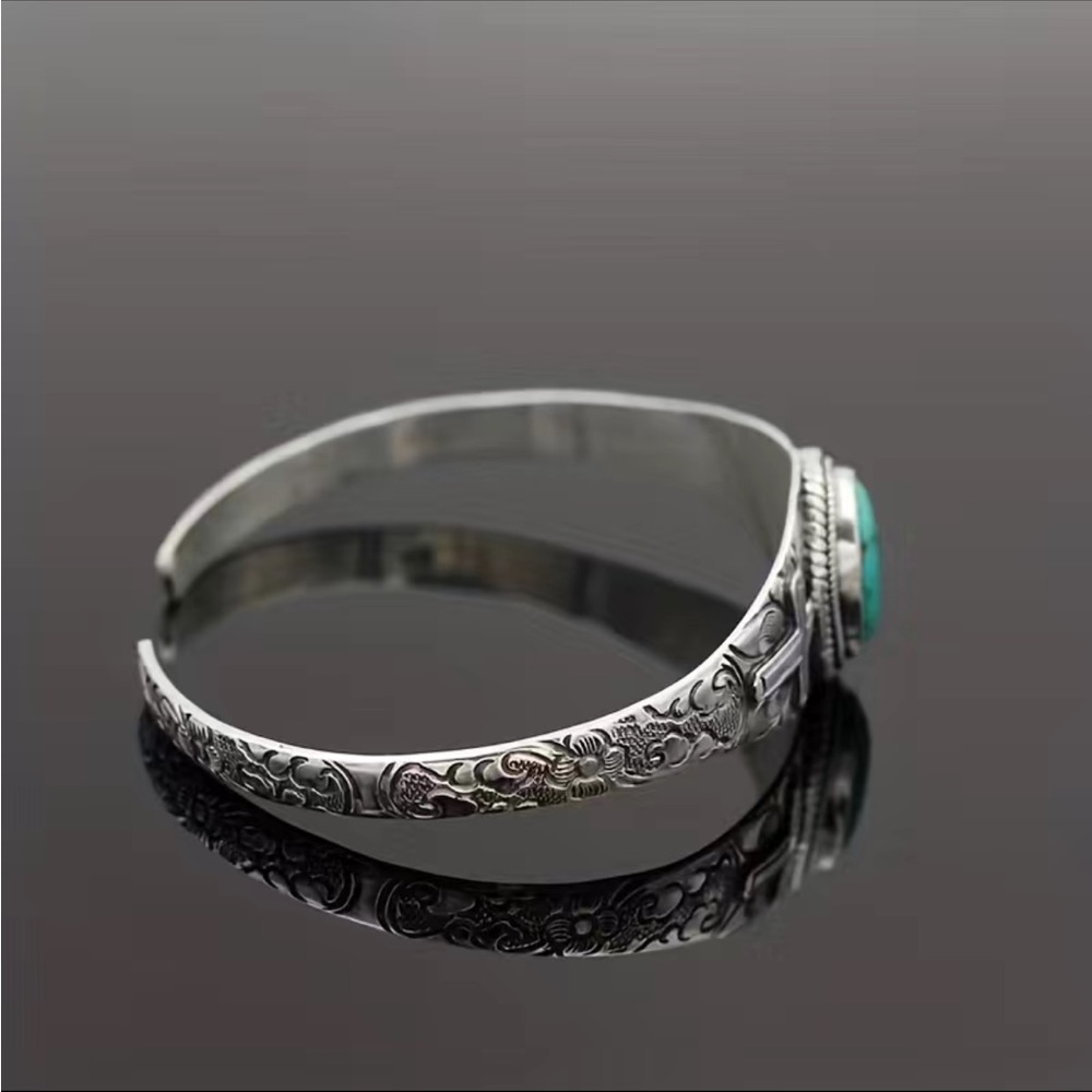Adjustable Silver Designed Turquoise Cuff Bracelet - image 6